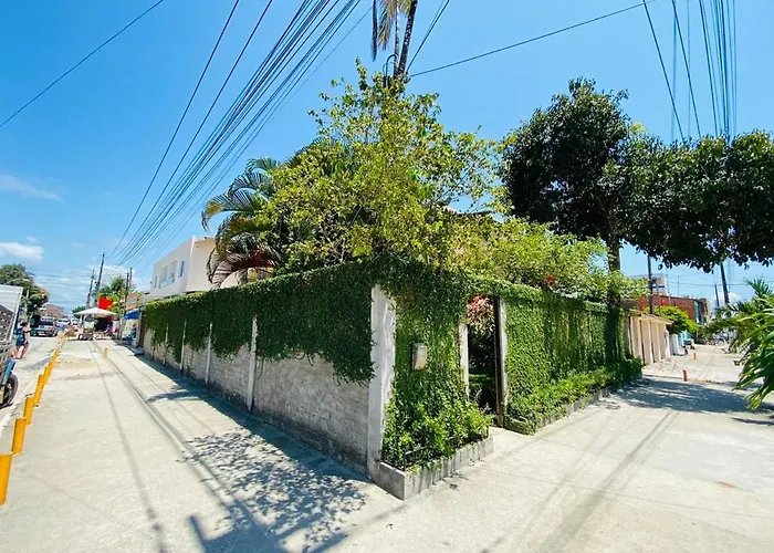 O Hostel